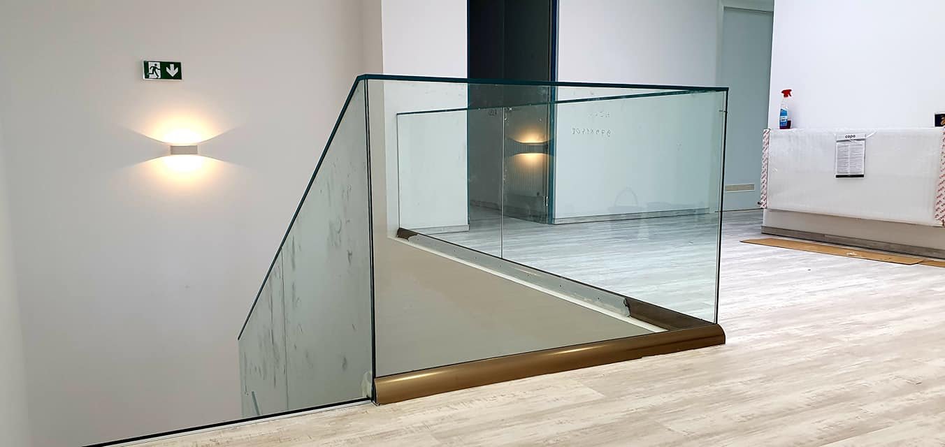 keepline sticla balustrada