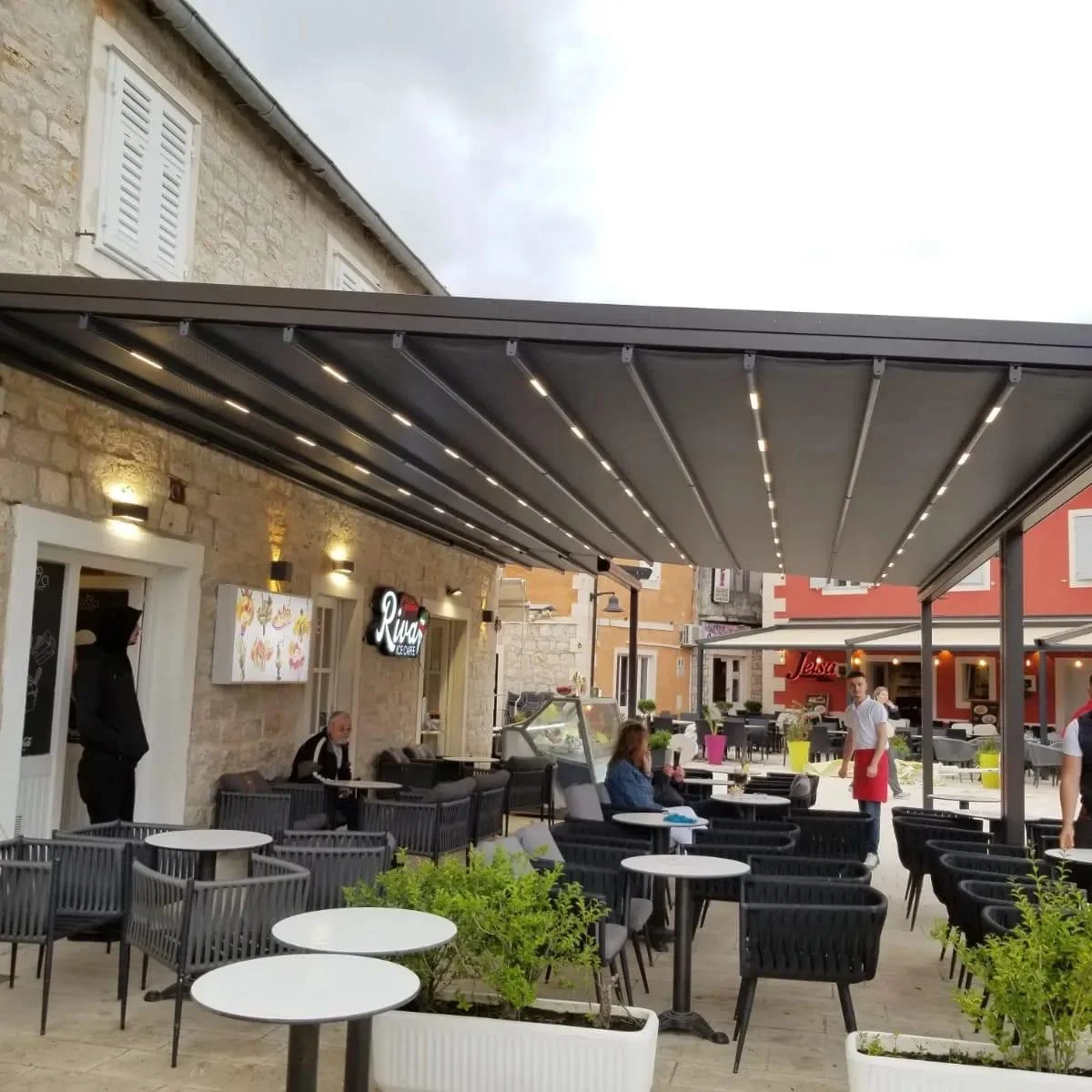 Pergola restaurant side view